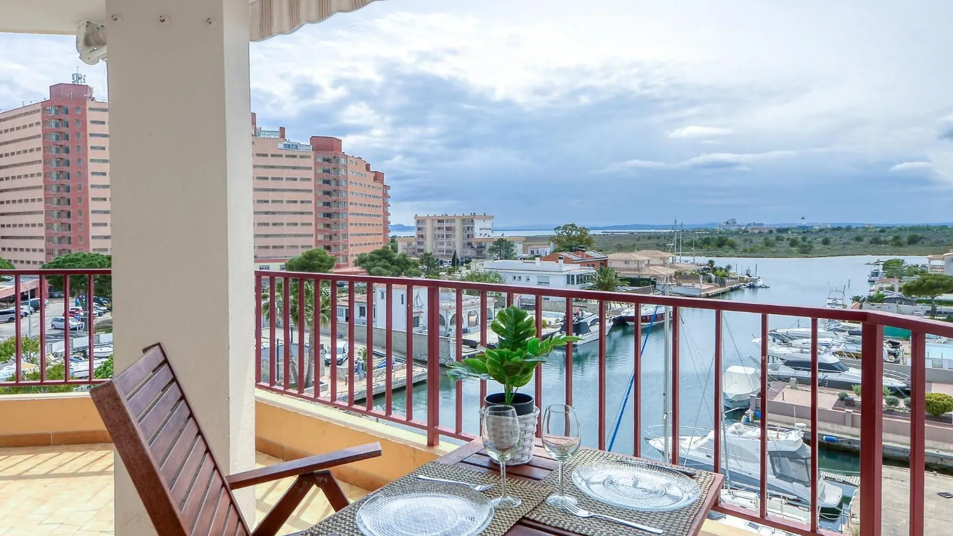 Apartment Santa Maria By Interhome Roses
